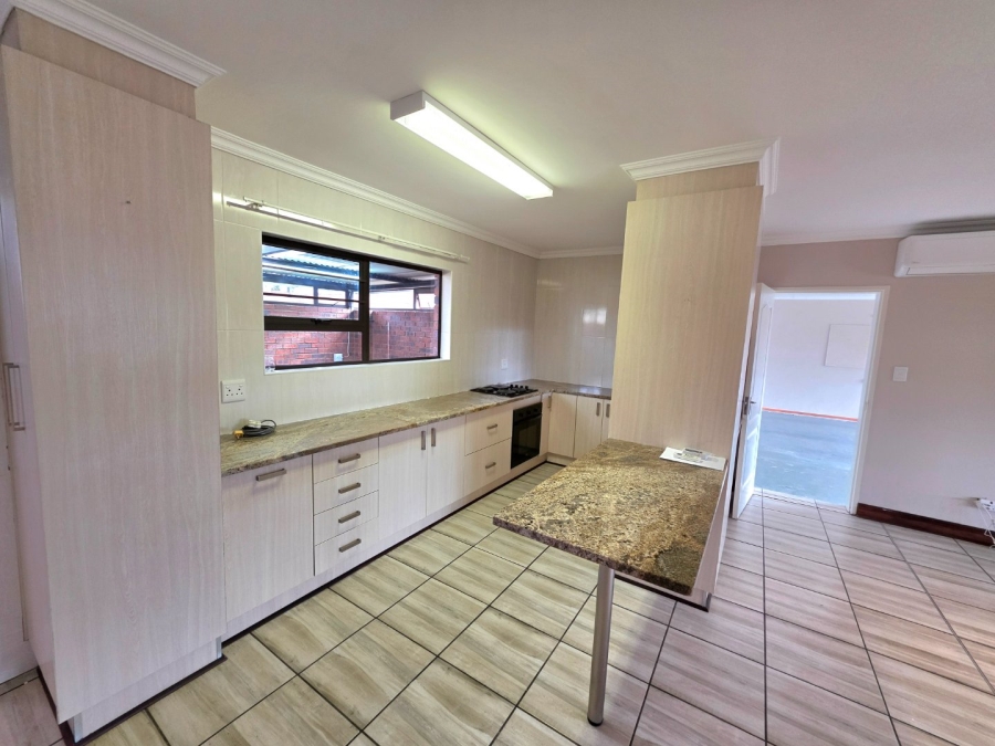 To Let 3 Bedroom Property for Rent in Eureka Free State